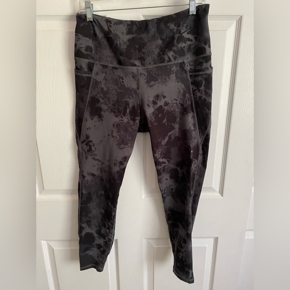 Danskin Pants - Danskin Grey and Black Tie Dye Leggings Size L